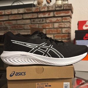 ASICS Gel-Excite 10 Men’s Running Shoes Black White 1011B600-003 [Select Size]